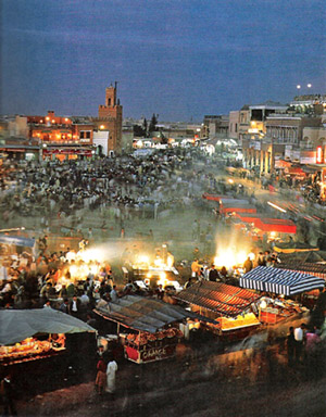 Djemaa el Fna at dusk